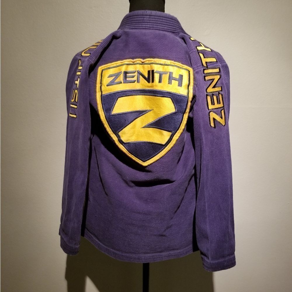 ZENITH JIU JITSU GI VINTAGE SMALL. (SHD)
